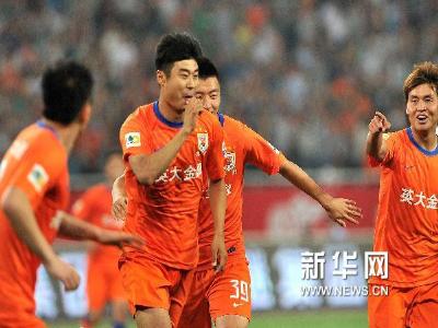 五大联赛历史第一射手_五大联赛球员平均收入(3)