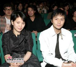 张智霖为什么娶袁咏仪,揭秘袁咏仪和张智霖的爱情史真实现状(2)