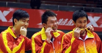 朱芳雨在广东的年薪是多少?,国内现役篮球运动