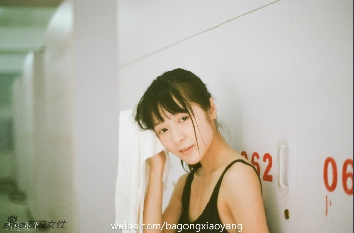 16岁徐娇游装性感照片,徐娇的前任的男朋友黄凯个人资料照片