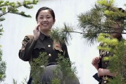 中国边境玩朝鲜少女们图,朝鲜女人多吗,朝鲜女