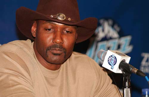 卡尔马龙调戏科比妻子,卡尔马龙和科比妻子关