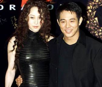 李连杰与利智25岁女儿近照曝光,李连杰前妻近照揭密两人离婚真相