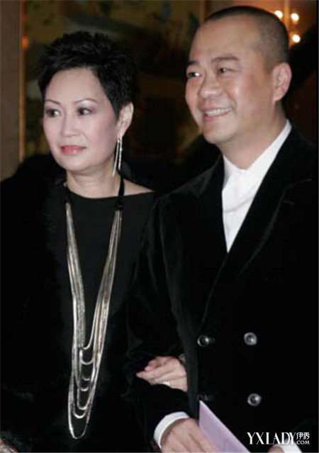 欧阳震华第一任老婆是谁简历背景,欧阳震华有孩子吗不生子内幕