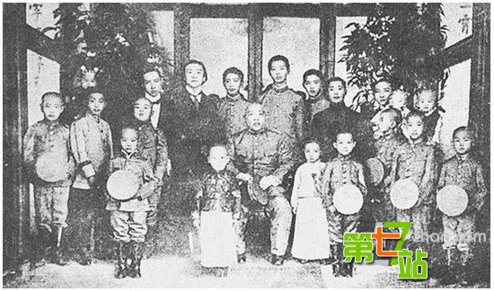 袁世凯最漂亮的老婆图,揭秘袁世凯一生多少个老婆及袁世凯的后代(2)