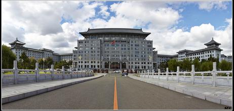 什么级别的官员才能住在中南海,中南海中国最