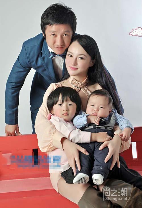 邹市明有几个孩子儿子为啥是卷发,邹市明老婆冉莹颖整容前后