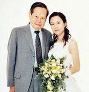 82岁杨振宁娶28岁翁帆真相近况