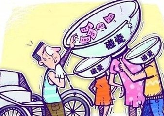 碰瓷遇到最牛女司机图片,碰瓷男被女司机径直