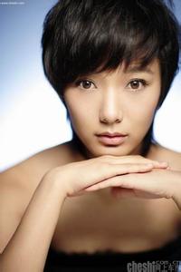 王珞丹整容前后对比图,王珞丹闪婚闪离男友是谁资料背景图