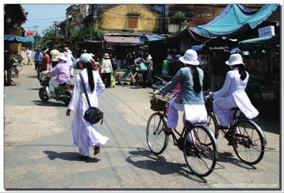 越南河内夜生活女人新娘照片,越南街景美女图