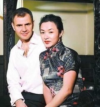 金星变性前的老婆照片,金星前妻肯波琳图片曝光(3)