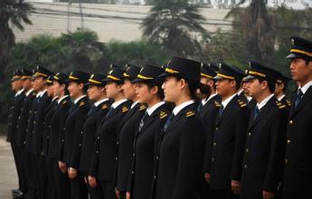 民航刚毕业飞行员工资待遇多少,民航飞行