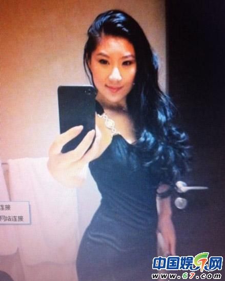 甄珍为什么跟谢贤离婚,谢贤二度离婚与28岁小女友Coco私房艳照