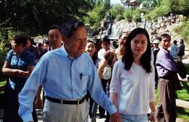 杨振宁82岁娶的老婆翁帆,杨振宁翁帆最新消息