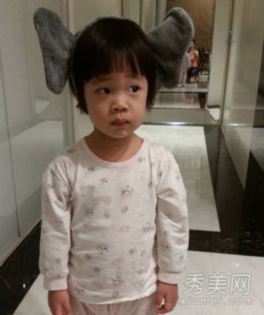 娱乐圈明星最丑的老婆揭秘,娱乐圈最丑的明星儿子图(2)