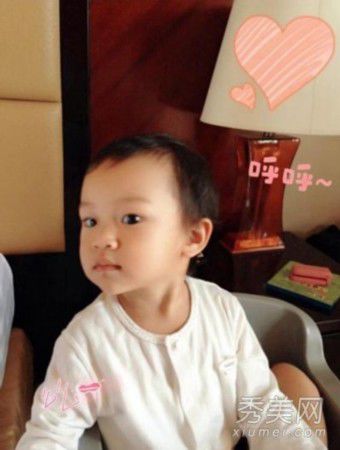 娱乐圈明星最丑的老婆揭秘,娱乐圈最丑的明星儿子图(2)