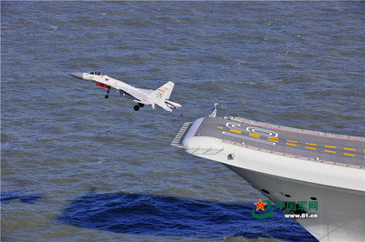 中国有多少航母舰载机,中国航母舰载机首飞视