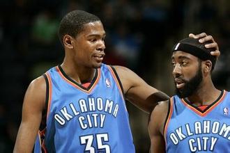 哈登和杜兰特打架视频曝光,杜兰特和哈登关系