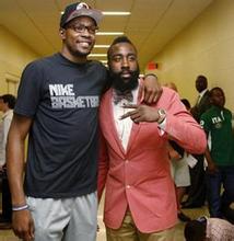 哈登和杜兰特打架视频曝光,杜兰特和哈登关系