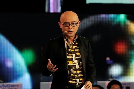 孟非怒斥年轻人整容流视频,主持人孟非最新消息图(2)