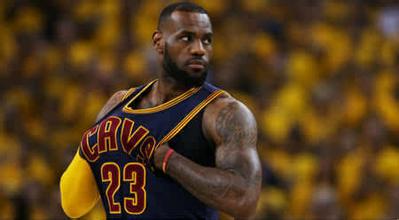 詹皇在骑士队的年薪是多少,nba詹姆斯最新消息