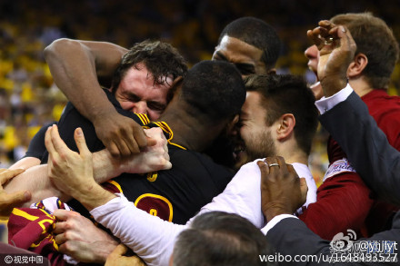 2016年NBA总决赛骑士4-3逆袭勇士夺冠创历史