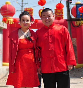 岳云鹏老婆郑敏图片,揭秘岳云鹏老婆郑敏个人简历资料及家庭背景