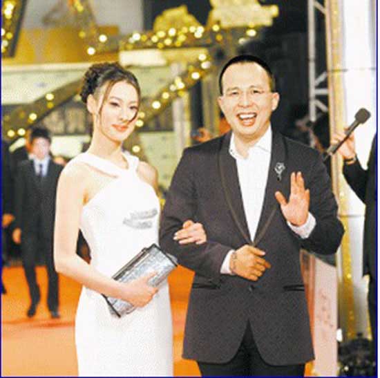 李泽楷三个儿子的照片,李泽楷的现任妻子,梁洛施李泽楷分手原因