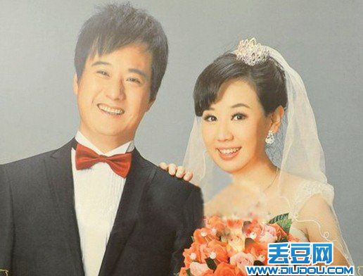 关凌老公姬云飞个人资料照片,揭关凌个人资料及家庭背景照片