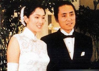 张艺谋与巩俐的女儿照片,揭秘张艺谋没娶巩俐的真正原因
