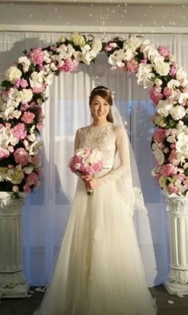 钟嘉欣婚礼现场照片曝光,钟嘉欣老公是谁,钟嘉欣个人资料