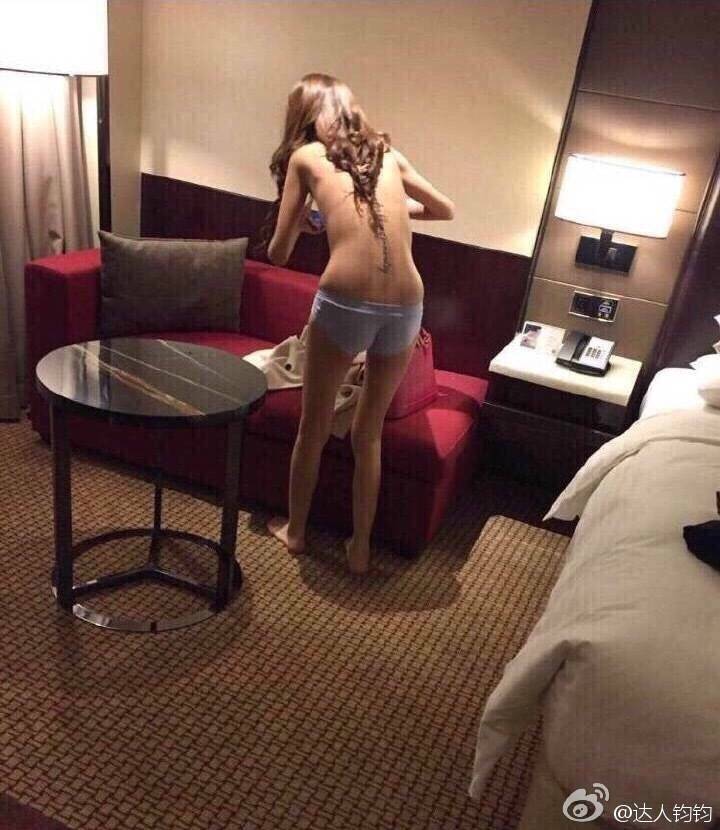 王宝强老婆马蓉性感照,王宝强马蓉恋情回顾,马蓉个人资料家庭背景