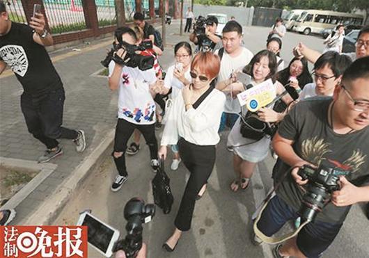 宋喆杨慧离婚案开庭视频图片,杨慧提交宋喆出轨证据照片最新消息