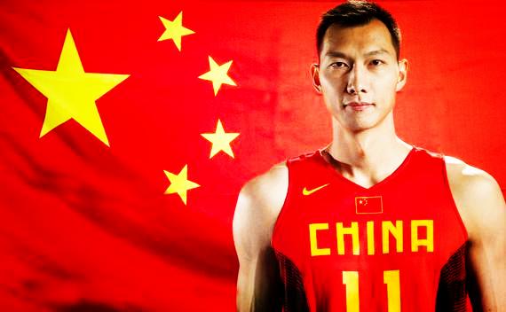 阿联父母现场助威男篮,揭秘2016中国男篮阿联怒推打架视频(2)