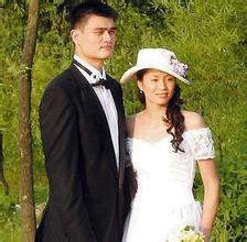 姚明老婆叶莉个人资料身高简历照片,姚明与妻子恋爱经过近况图片(2)