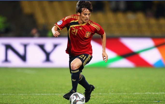 看大卫席尔瓦如何串联中场,2016比利时vs西班