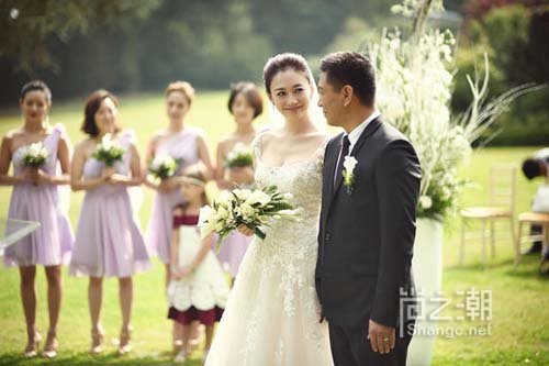 徐佳宁比李小冉大多少岁,揭李小冉老公徐佳宁个人资料及家庭背景