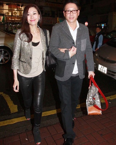 许晋亨为什么娶李嘉欣,揭秘许晋亨真实身价与前妻何超琼恩怨