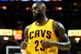 nba詹姆斯退役要买下骑士队吗,小皇帝詹姆斯什么时候退役最新消息(2)