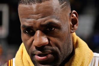 nba詹姆斯退役要买下骑士队吗,小皇帝詹姆斯什么时候退役最新消息(2)