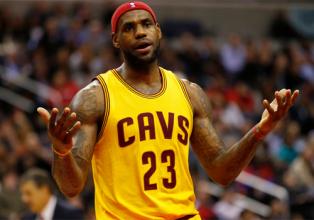 nba詹姆斯退役要买下骑士队吗,小皇帝詹姆斯什么时候退役最新消息(2)