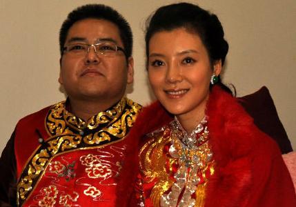 车晓微博被讽为钱嫁不爱的男人,揭车晓现任丈夫及与前夫离婚原因