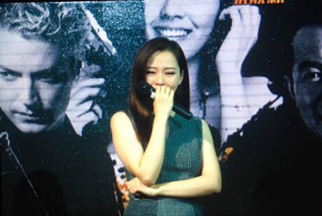 张靓颖为什么喜欢冯轲,揭秘超女张靓颖的老公冯轲家庭背景