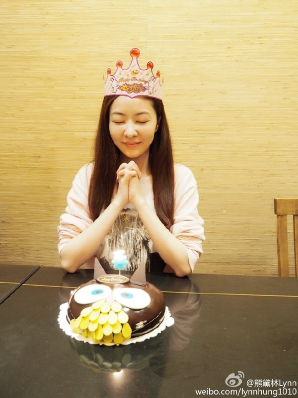 熊黛林过生日老公献吻照曝光,揭郭可颂比熊黛林大几岁及身家背景
