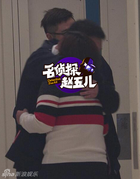 贾玲与真正男朋友孙集斌恋情曝光,揭秘贾玲与合伙人当街激吻照片