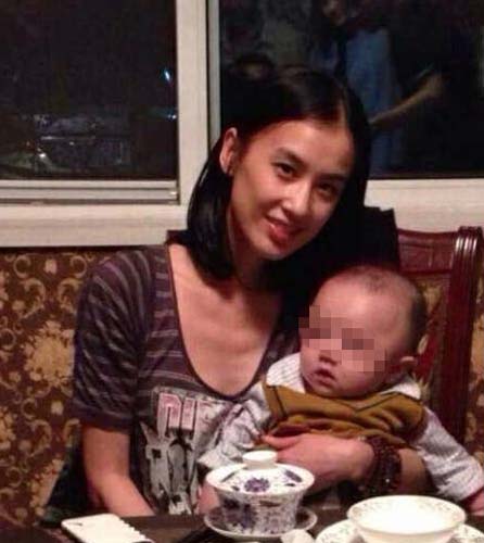 黄圣依被曝怀二胎杨子陪伴左右,揭杨子黄圣依隐婚8年不公开的原因