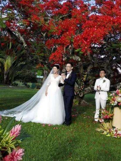 胡蝶儿子满一周岁晒母子合影,揭陆川为何弃秦岚娶央视女主播蝴蝶(2)