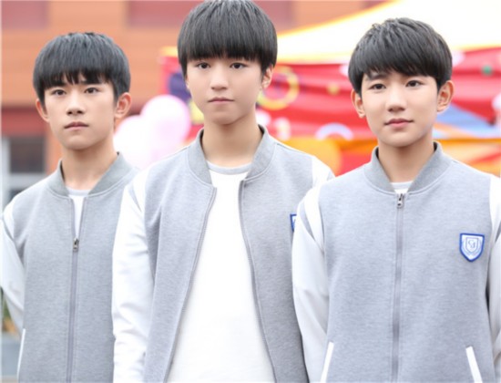 王俊凯王源女装扮相唯美照片曝光,揭秘TFBoys变TFGirls辣眼过程