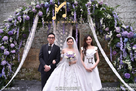 张靓颖母亲再揭冯轲"真面目",揭张靓颖冯轲大婚张妈妈失踪原因(2)